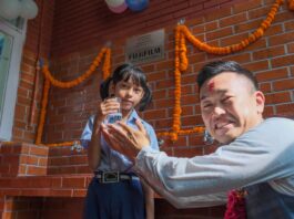 Mr. Koji Wada Managing Director, FUJIFILM India with Kid at Water Bay