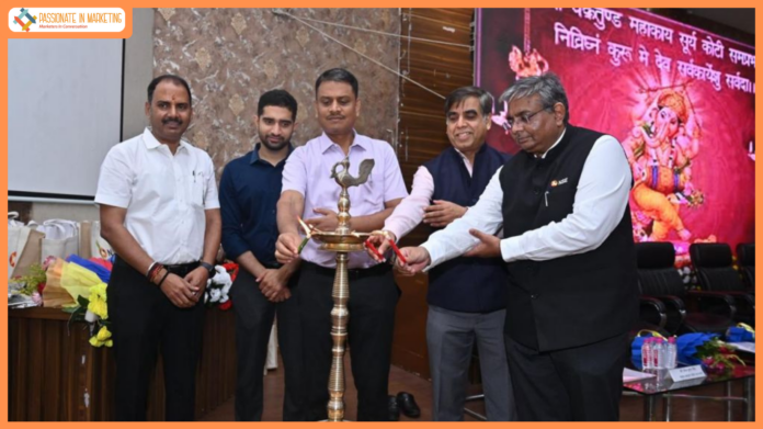 National Stock Exchange of India and Varanasi District Administration jointly arranged a ‘Seminar on Investor Awareness and SME IPOs’