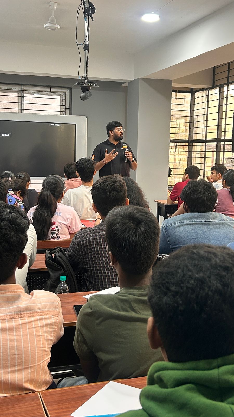 Toprankers, test prep centre, Bengaluru education, South India education, competitive exam coaching, CLAT preparation, IPMAT coaching, offline learning centres, ed-tech expansion, career coaching, LegalEdge, SuperGrads, exam mentorship, entrance exam preparation, education growth India, student mentorship