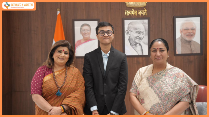 Delhi CM felicitated MPS topper Govind Ranuka for scoring 99.4% in 12th