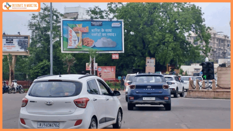 When It Rains, It Pours Pakodas: Fortune Soyabean Oil’s Rain-Reactive Hoardings Turn Monsoon Cravings into a Live Experience
