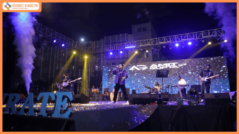 Bollywood Singer Amit Gupta Mesmerizes Students at Accurate Institute’s Freshers Party 2025