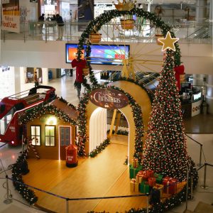 The Galleria Mall Lights Up Bengaluru with a Magical Christmas Celebration
