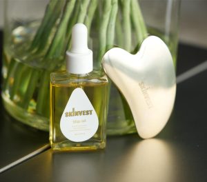Skinvest Introduces Slip Oil & Snatched Kansa Gua Sha: The Mindful Facial Ritual for a Lifted, De-Puffed, Snatched Glow