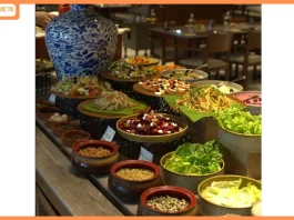 A Leisurely Sunday Brunch with Curated Grazing Experiences