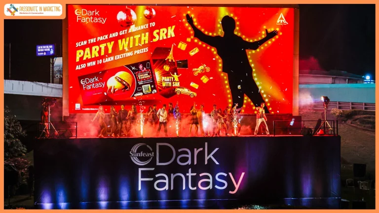 Sunfeast Dark Fantasy Activates ‘Party with SRK’ Campaign with a First-of-its-Kind Live Party on a Hoarding