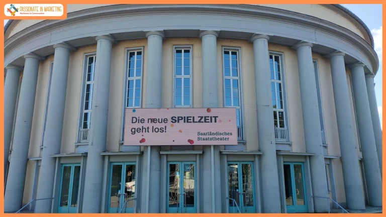 Curtain call for paper: PPDS delivers crystal clear DooH advertising to historic German theatre with a scene-stealing 12m2 Philips Urban LED 7000 Series installation