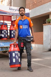 HPCL's newly launched HP Navya, its next-generation 10 kg composite LPG cylinder, on Instamart.